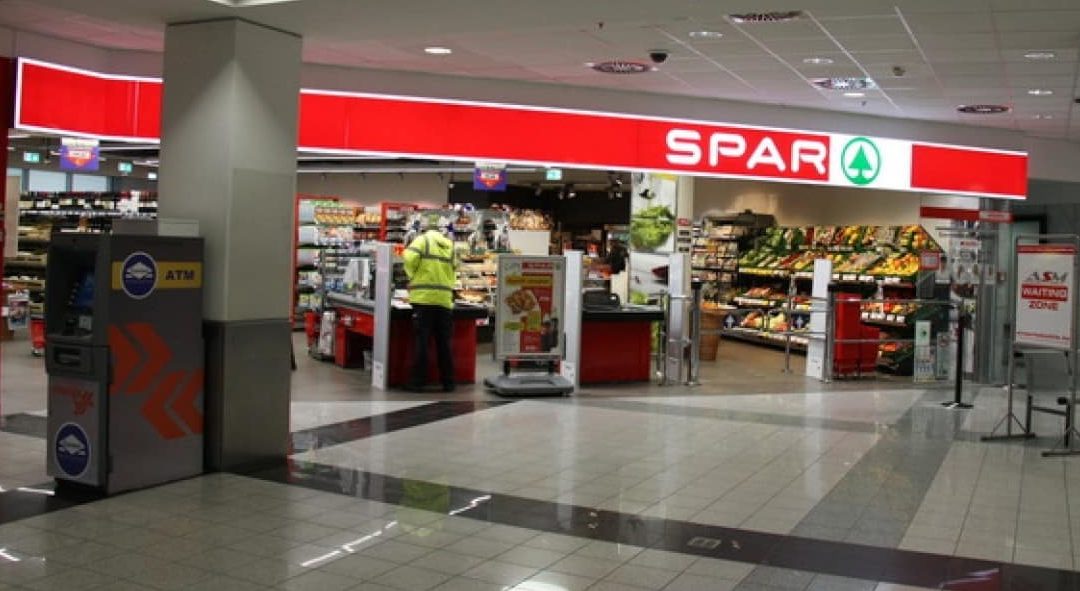 supermarket in budapest airport