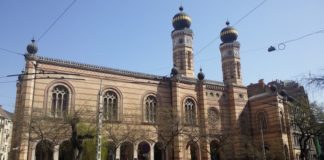 The Great Synagogue in Budapest The Great Synagogue in Budapest
